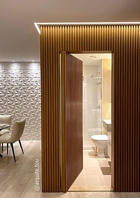 Modern Elegance: HDHMR Louvered Door with Stylish Deco Paint